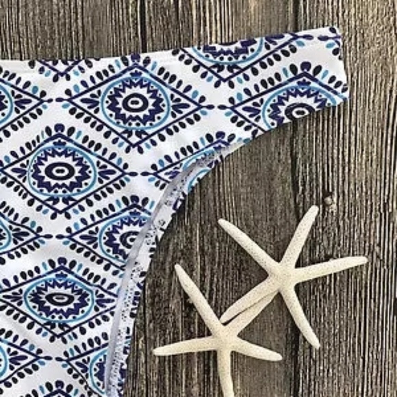 SUMMER SALE!!! Geometric shapes bikini set - Picture 5 of 7